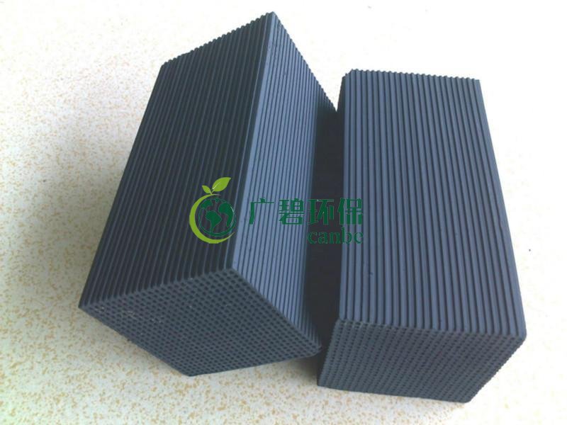 汙水處理中的活性(xìng)炭的怎麽鑒別(bié) 選購活性(xìng)炭(tàn)注意要點