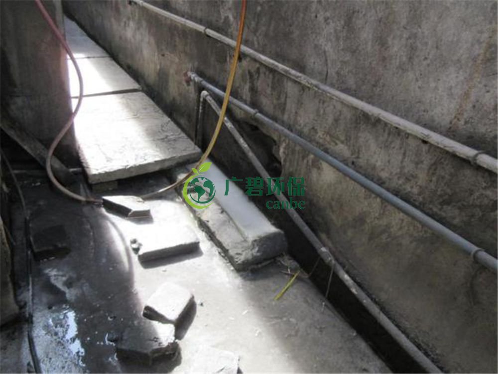 順德容桂(guì)查處兩宗環境違法違規(guī)案件(圖2) 順德容桂查(chá)處兩宗環境違法違規案件(圖2)