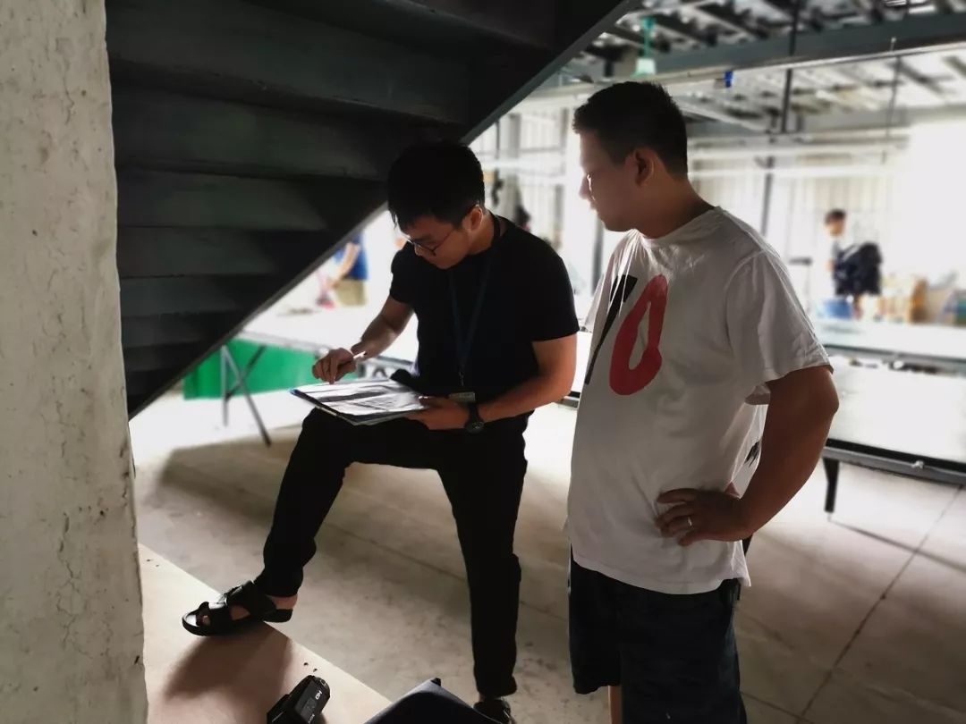 佛山市大瀝鎮強製關停一違法廢（fèi）水排放印花（huā）作（zuò）坊 