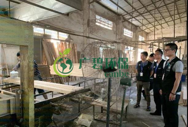佛市生態環(huán)境局順德分局副局長唐菠帶隊開展村(cūn)級工業園環保執法(fǎ)(圖3) 佛市生態環(huán)境局順德分局副局長唐菠帶隊開展村(cūn)級(jí)工業(yè)園環保執法(圖3)