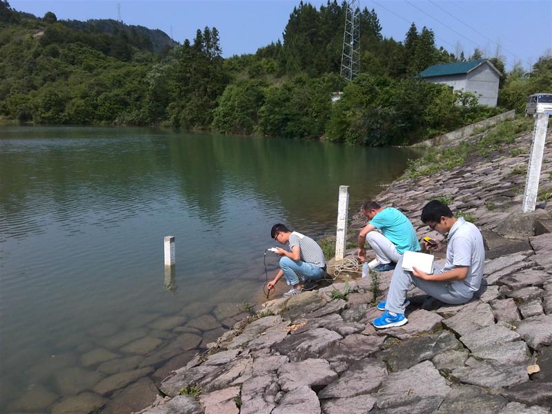 遵(zūn)義市4名環保工作人員偷排汙水被判刑!期限內(nèi)不得(dé)從事化工、環保等職業