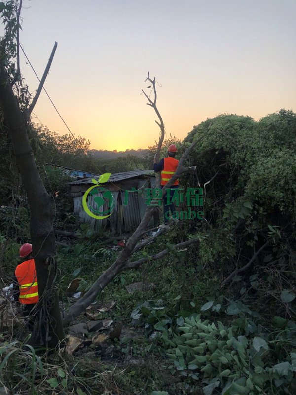 廣碧環保在順德(dé)古鑒湧項目現場召(zhào)開施工生產動員大會(圖4) 廣碧(bì)環保在順德古鑒湧項目(mù)現場召開施工生產動員大會(huì)(圖4)