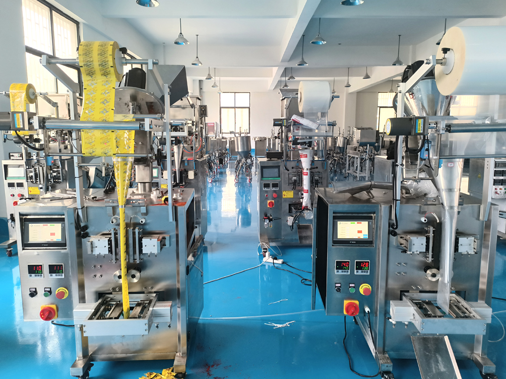 油辣（là）椒自動包裝機 芝麻（má）油（yóu）包裝機應用案